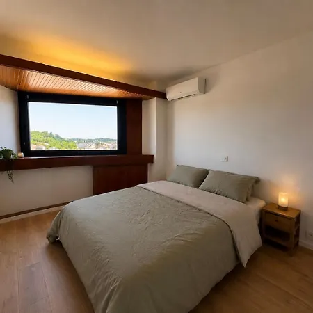 P2 Climatise Proche Centre Avec Vue Imprenable Апартаменты *